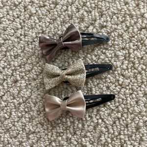 Set of Three Bow Hair Clips Sparkle Shiny Matte Grey Tone Bundle